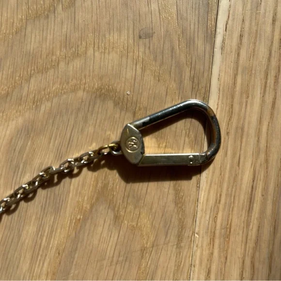 Louis Vuitton Key Pouch - Picture 2 of 7